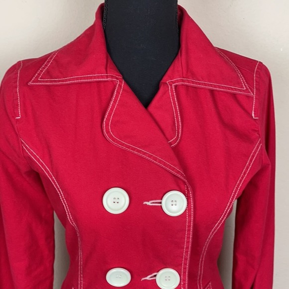 **SOLD**3/$15! SO bright red slim fitting blazer women's S - Picture 2 of 10